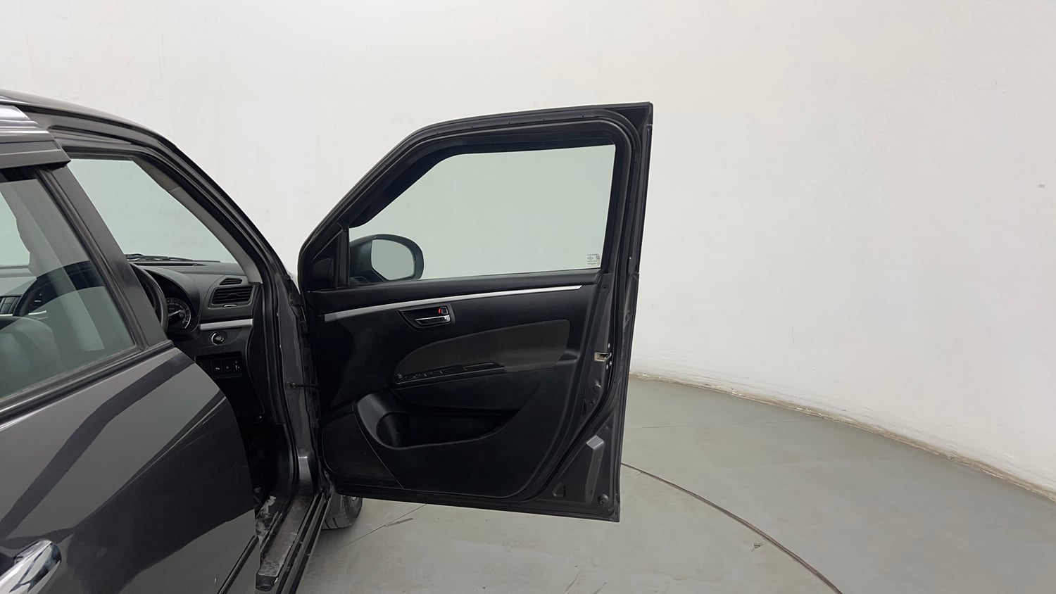 Used 2015 Maruti Suzuki Swift ZDi Diesel Manual interior RIGHT FRONT DOOR OPEN VIEW