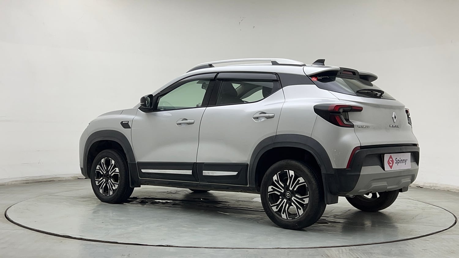 Used 2021 Renault Kiger RXZ MT Petrol Manual exterior LEFT REAR CORNER VIEW