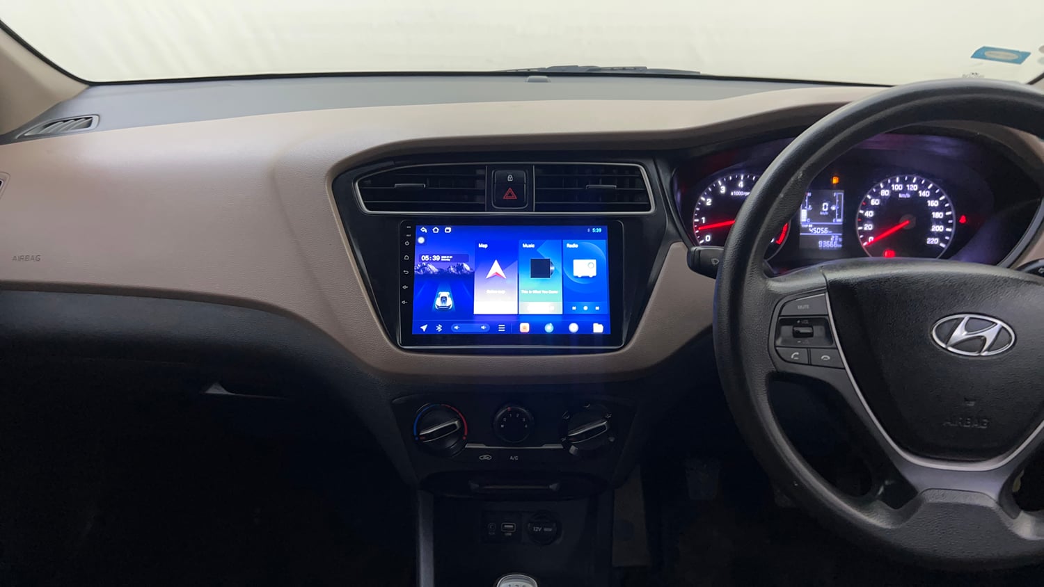 Used 2019 Hyundai Elite i20 Magna Plus 1.2 Petrol Manual interior MUSIC SYSTEM & AC CONTROL VIEW
