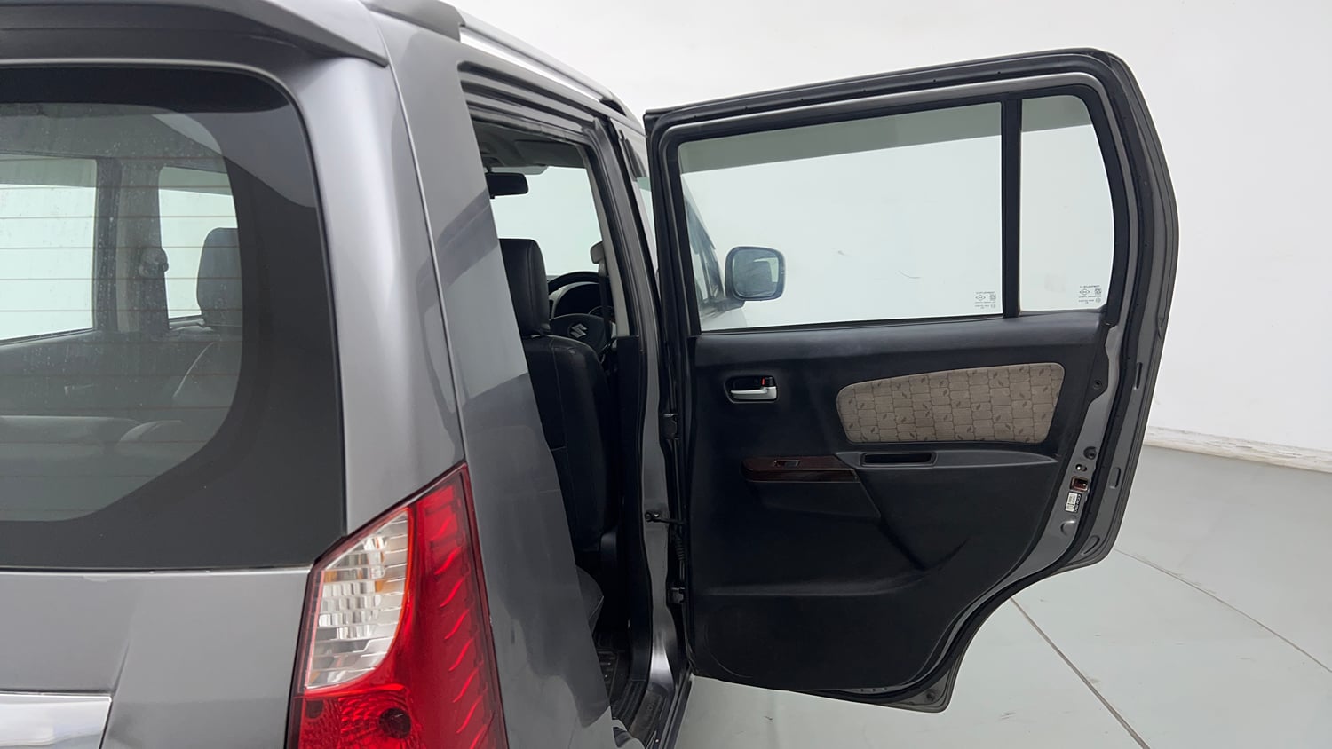 Used 2016 Maruti Suzuki Wagon R 1.0 VXI AMT Petrol Automatic interior RIGHT REAR DOOR OPEN VIEW