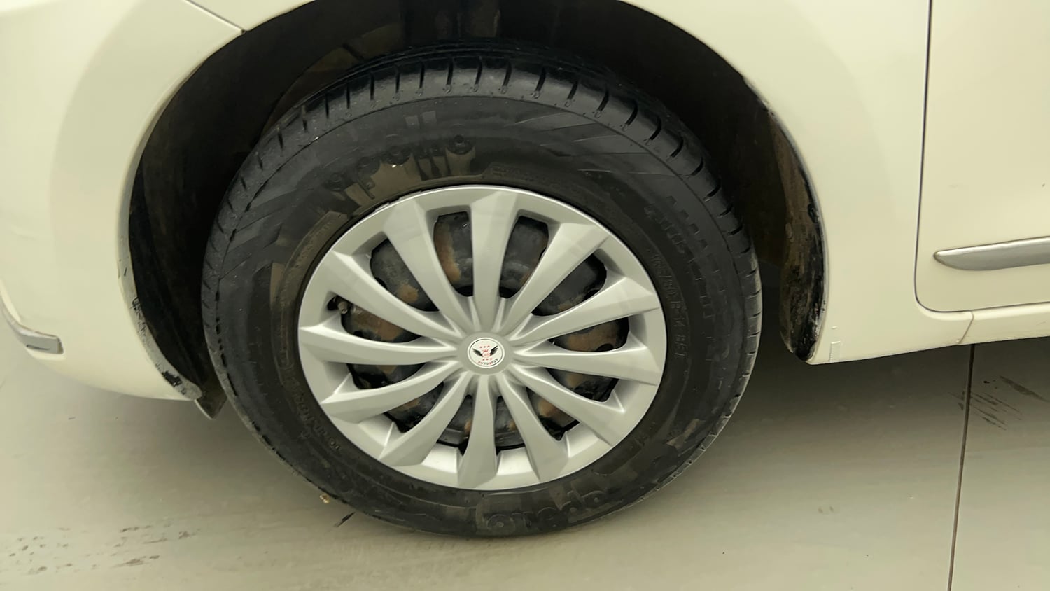 Used 2019 Maruti Suzuki Dzire VXi Petrol Manual tyres LEFT FRONT TYRE RIM VIEW