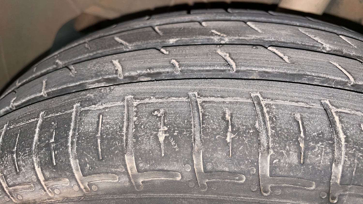 Used 2024 Hyundai Exter S 1.2 AMT Petrol Automatic tyres LEFT FRONT TYRE TREAD VIEW
