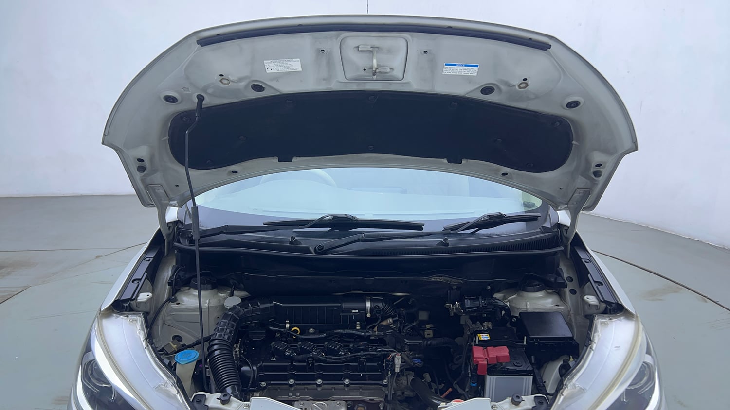 Used 2021 Maruti Suzuki New Ertiga ZXi AT Petrol Automatic engine ENGINE & BONNET OPEN FRONT VIEW
