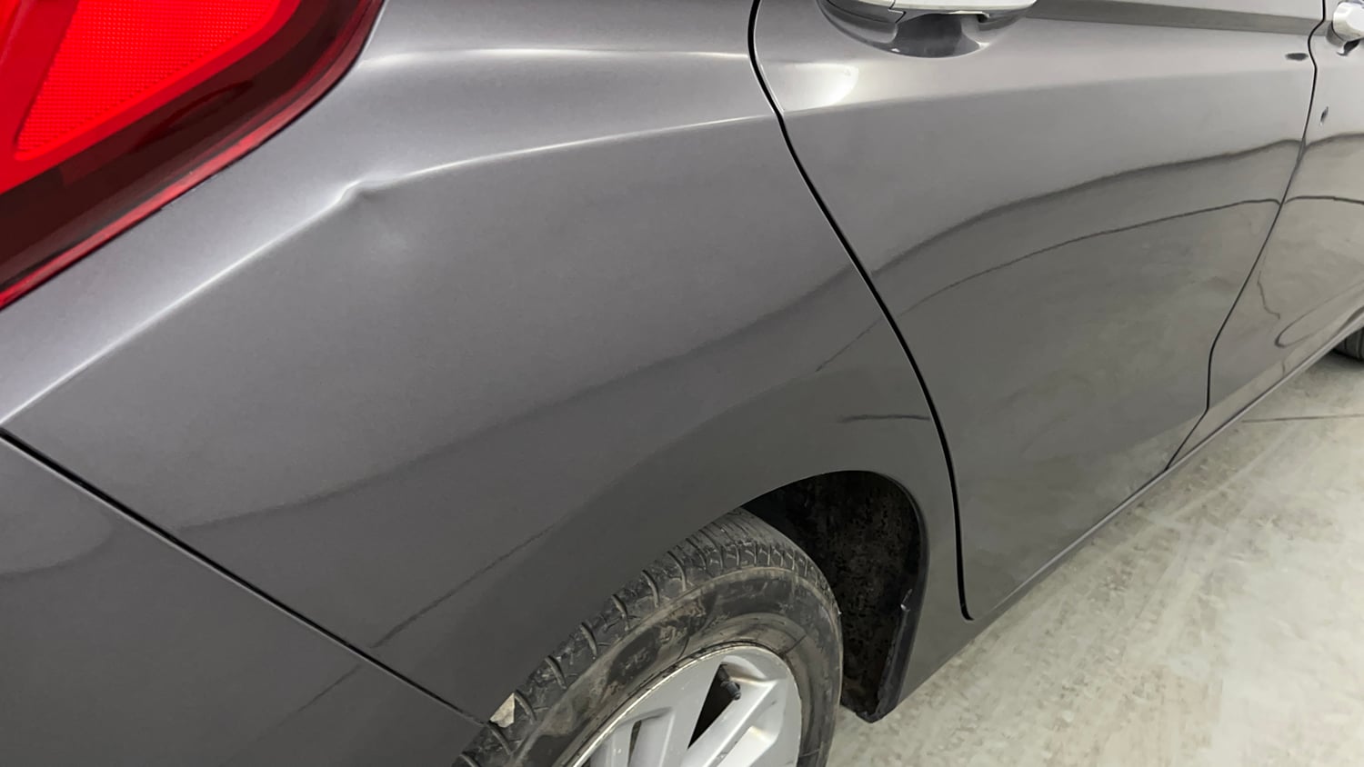Used 2020 Honda Jazz VX CVT Petrol Automatic dents MINOR SCRATCH
