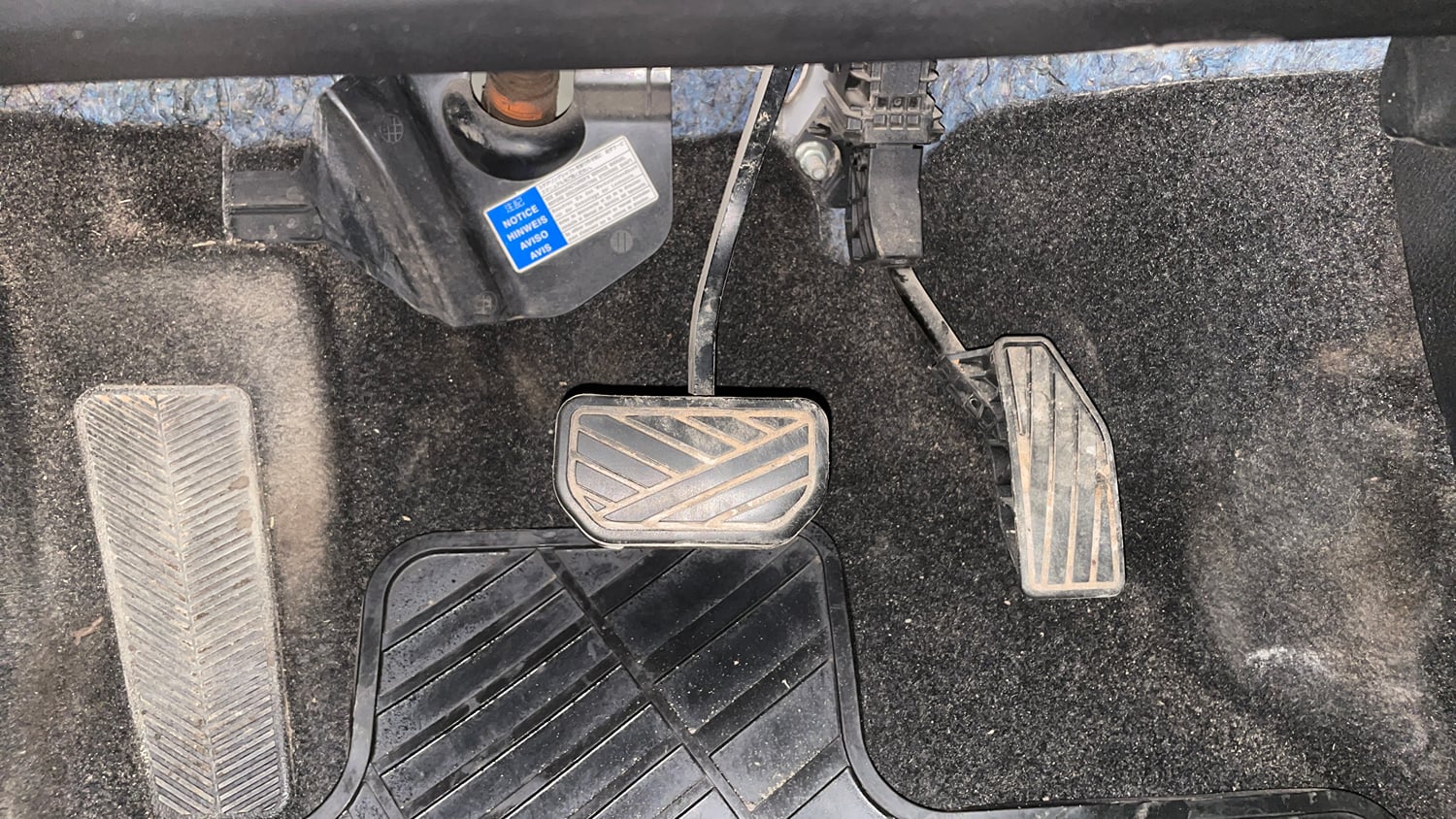 Used 2018 Maruti Suzuki Baleno Zeta 1.2 AT Petrol Automatic interior PEDALS VIEW