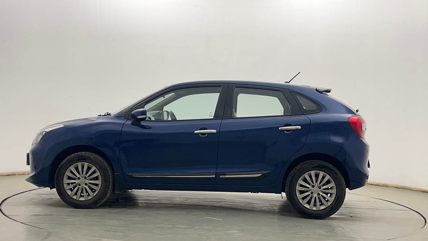 Used 2019 Maruti Suzuki Baleno Delta Petrol Manual exterior LEFT SIDE VIEW