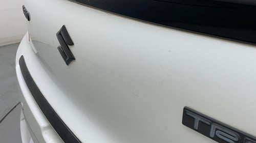 Used 2016 Maruti Suzuki Baleno Zeta 1.2 Petrol Manual dents MINOR DENT