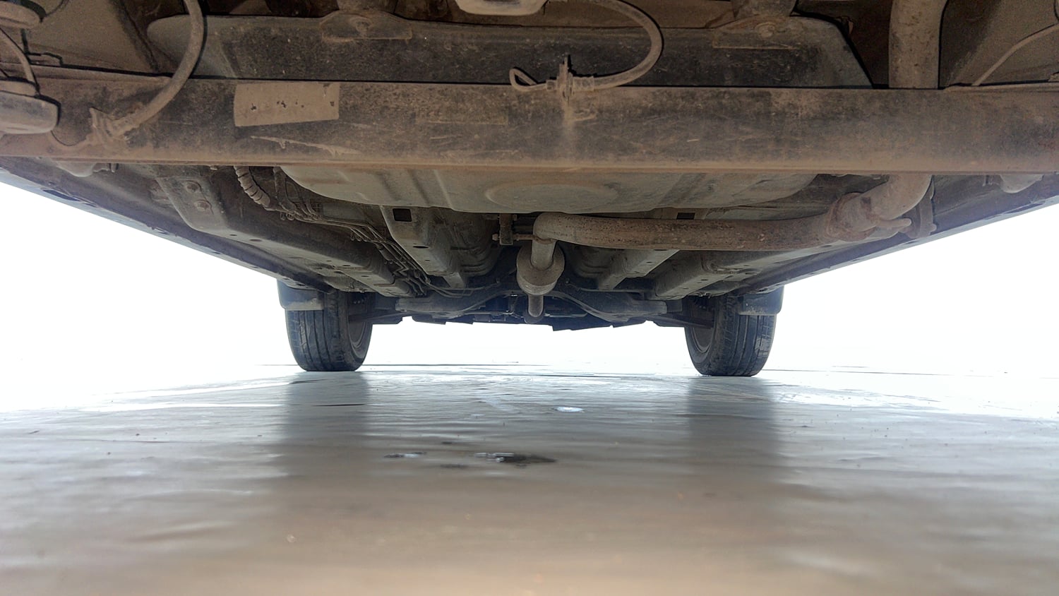 Used 2021 Tata Nexon XZ Plus Petrol Manual extra REAR UNDERBODY VIEW (TAKEN FROM REAR)