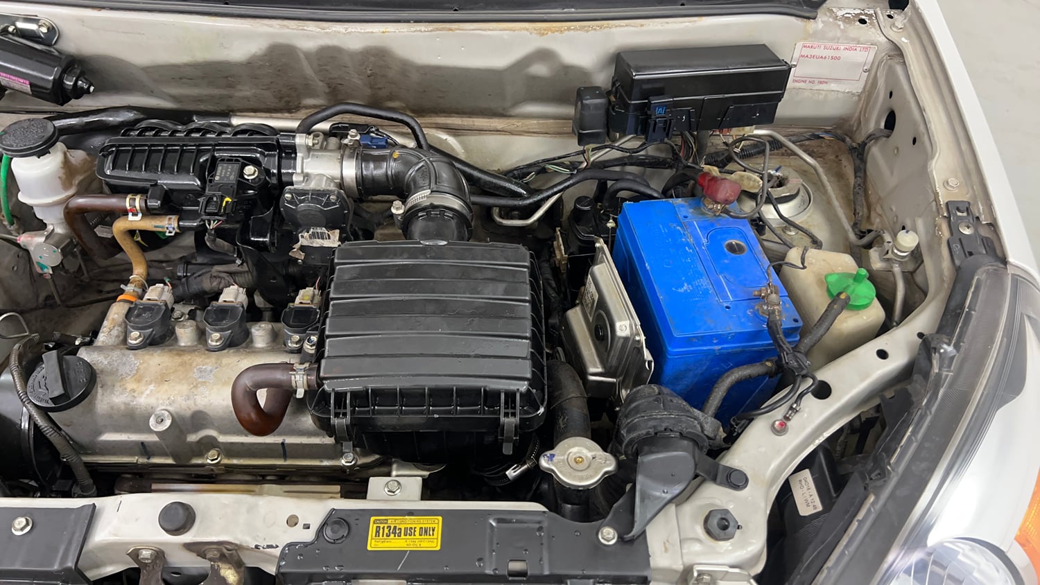Used 2018 Maruti Suzuki Alto 800 VXi Petrol Manual engine ENGINE LEFT SIDE VIEW