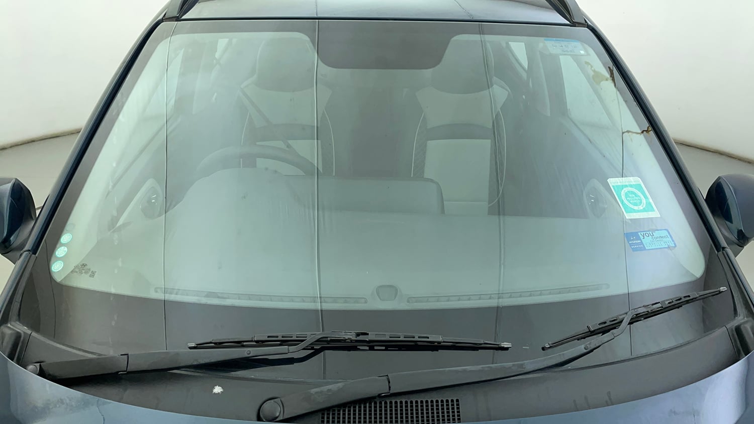Used 2025 Hyundai Grand i10 Nios Sportz (O) 1.2 Kappa VTVT Petrol Manual exterior FRONT WINDSHIELD VIEW