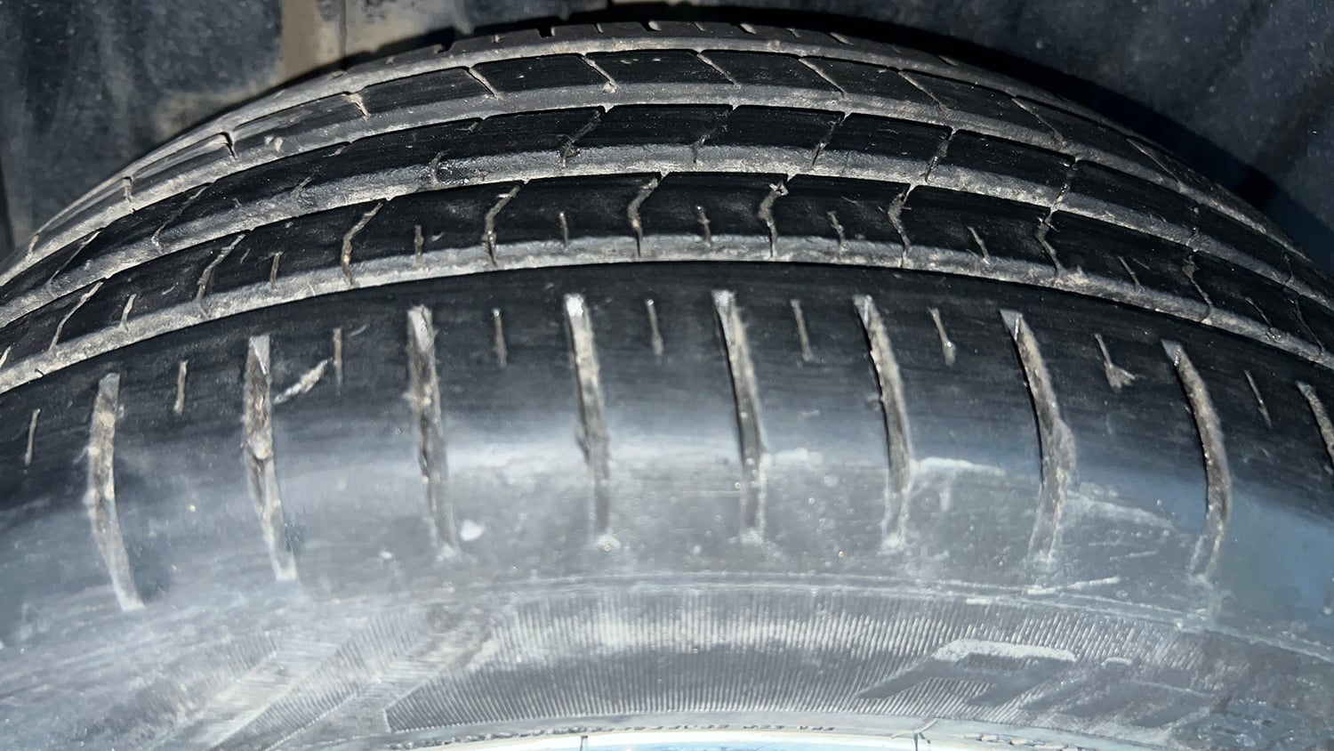 Used 2022 Maruti Suzuki Baleno Alpha MT Petrol Manual tyres RIGHT REAR TYRE TREAD VIEW