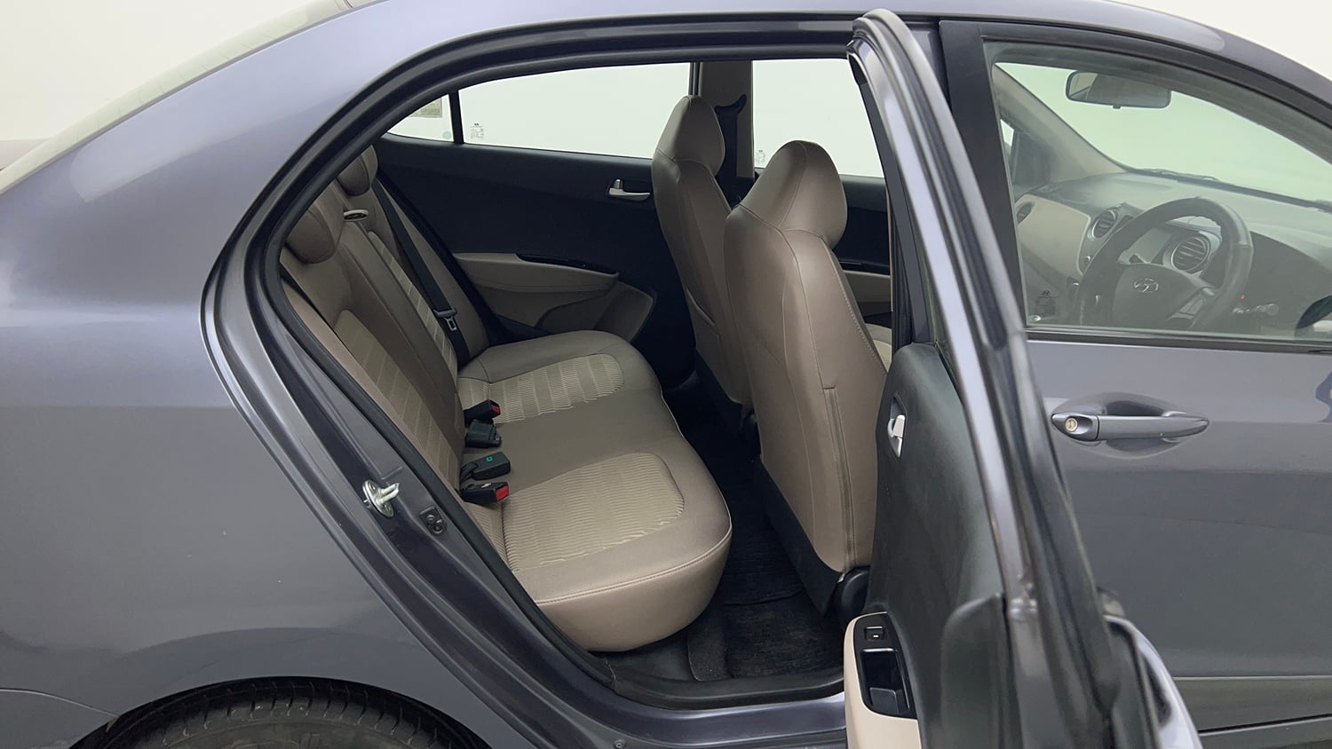 Used 2017 Hyundai Xcent SX Petrol Manual interior RIGHT SIDE REAR DOOR CABIN VIEW