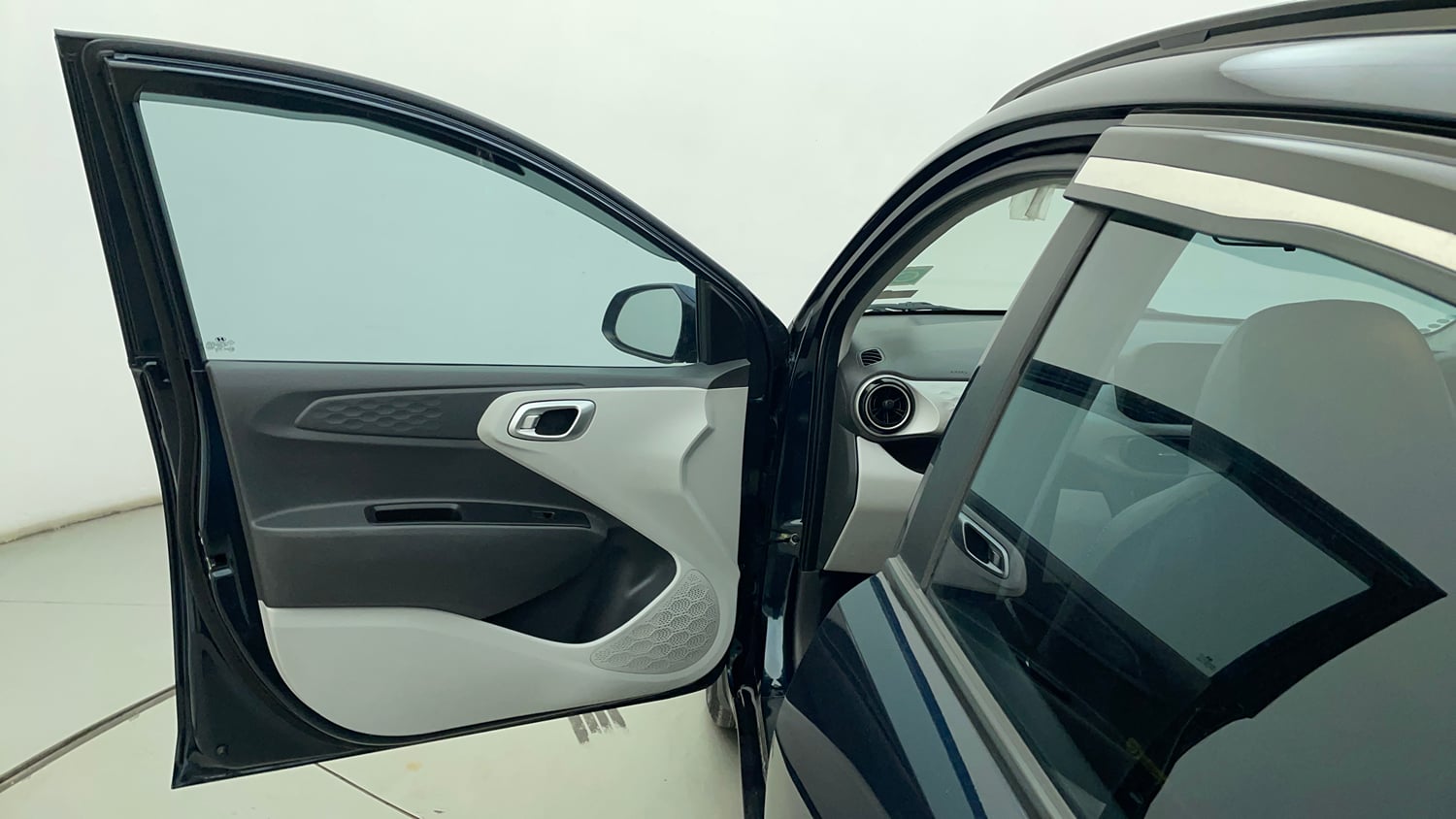 Used 2025 Hyundai Grand i10 Nios Sportz (O) 1.2 Kappa VTVT Petrol Manual interior LEFT FRONT DOOR OPEN VIEW