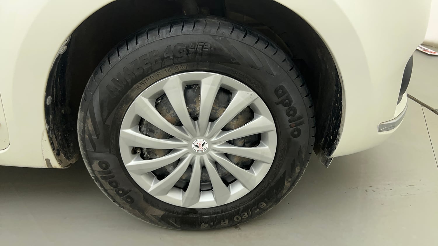Used 2019 Maruti Suzuki Dzire VXi Petrol Manual tyres RIGHT FRONT TYRE RIM VIEW