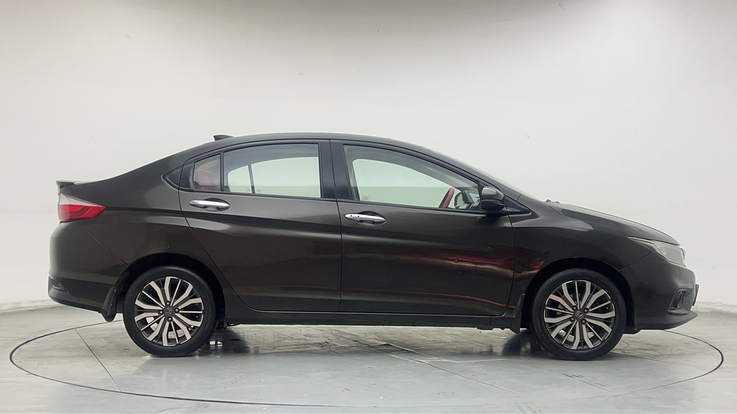 Used 2019 Honda City ZX Petrol Petrol Manual exterior RIGHT SIDE VIEW