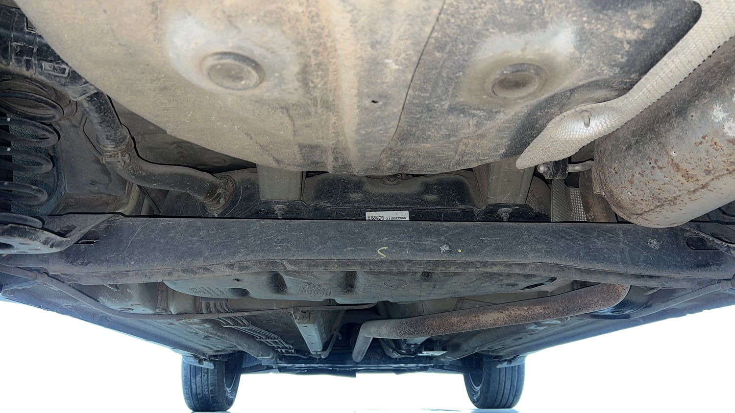 Used 2022 Kia Sonet HTX 1.5 AT Diesel Automatic extra REAR UNDERBODY VIEW (TAKEN FROM REAR)