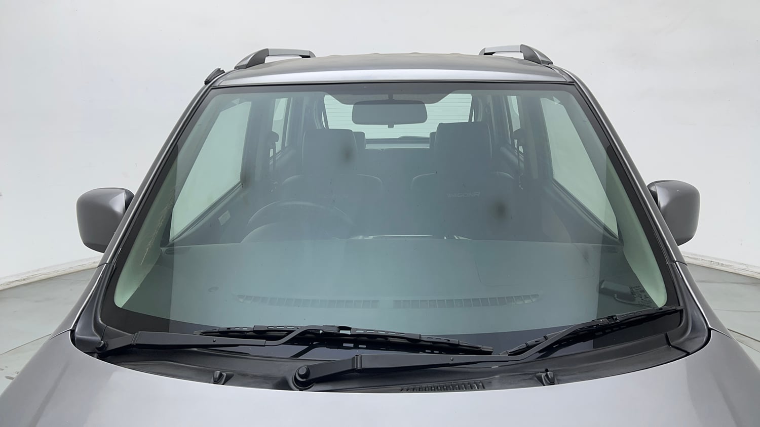 Used 2016 Maruti Suzuki Wagon R 1.0 VXI AMT Petrol Automatic exterior FRONT WINDSHIELD VIEW