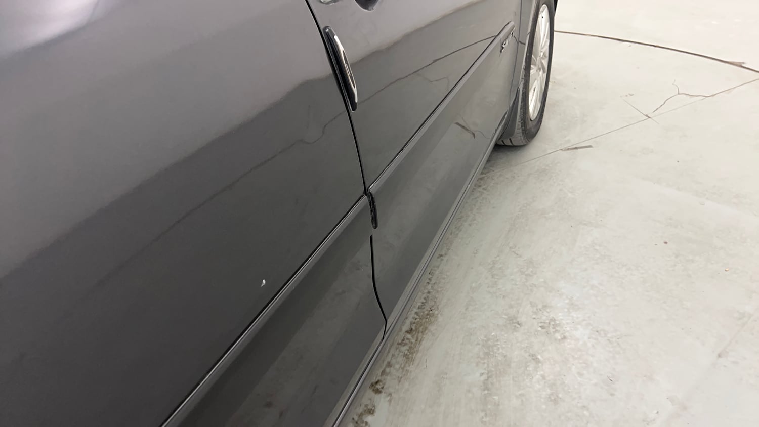 Used 2015 Maruti Suzuki Swift ZDi Diesel Manual dents MINOR DENT
