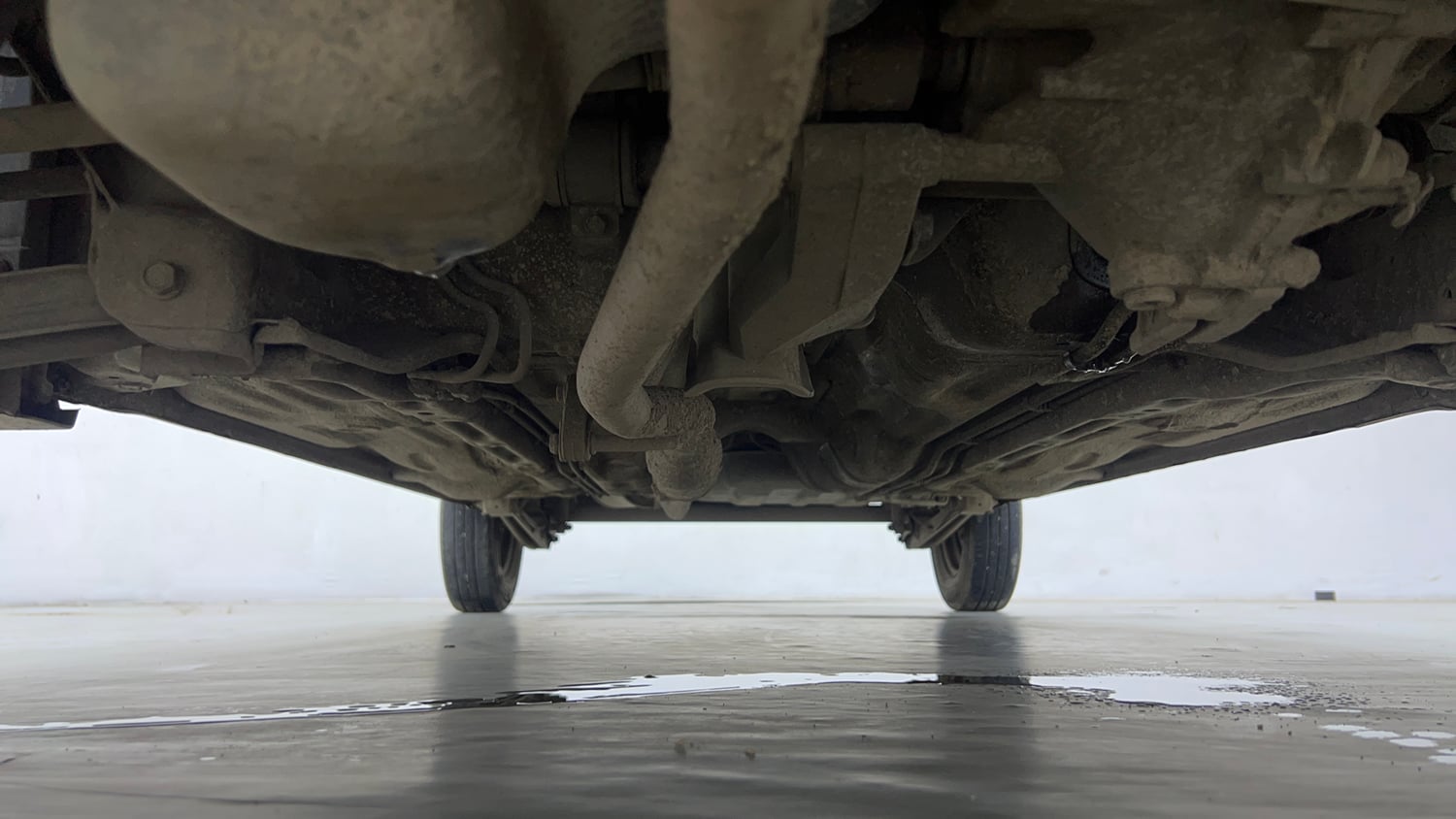Used 2023 Maruti Suzuki Alto 800 VXi Petrol Manual extra FRONT LEFT UNDERBODY VIEW