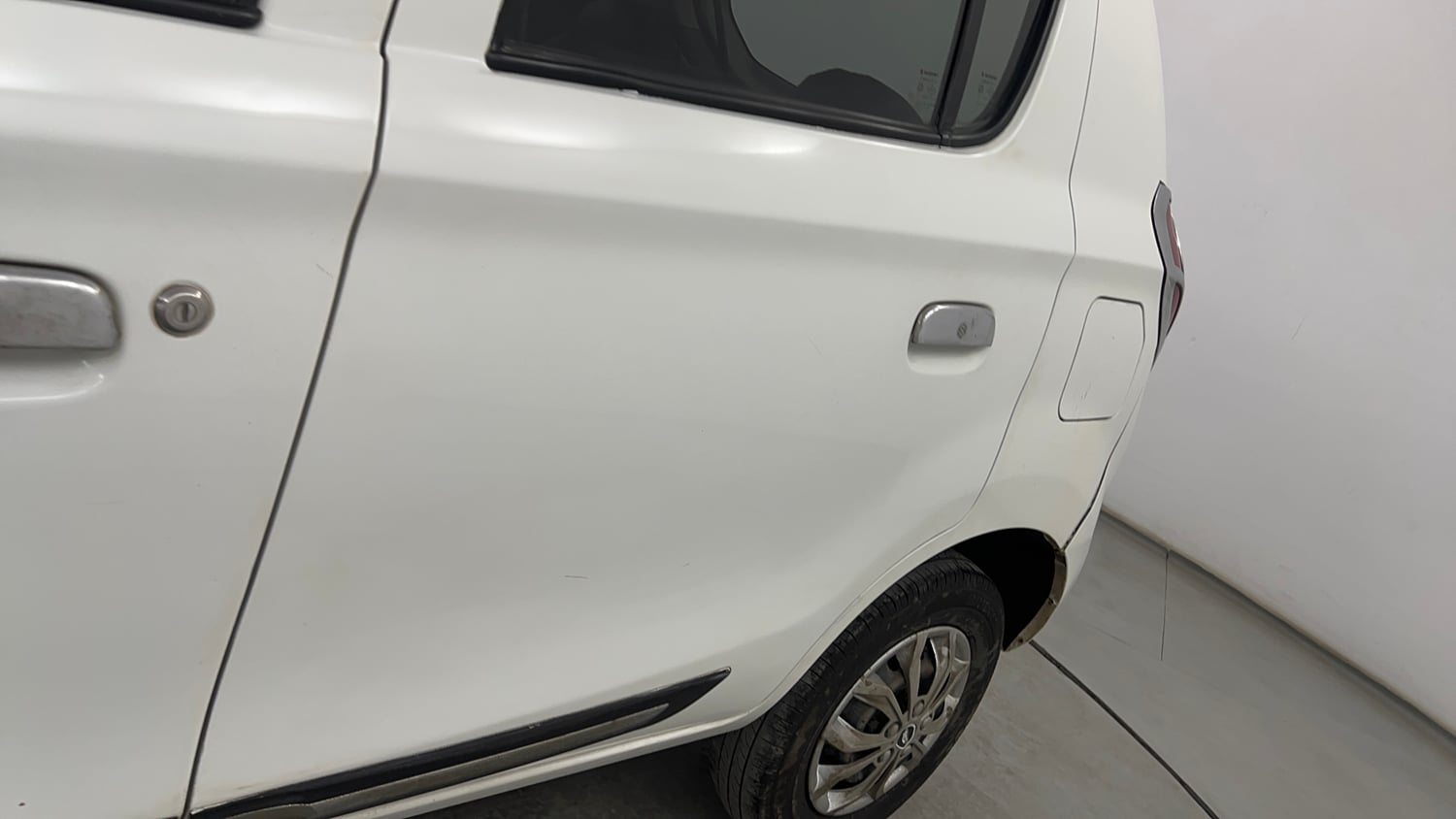 Used 2018 Maruti Suzuki Alto 800 LXi (O) Petrol Manual dents MINOR SCRATCH