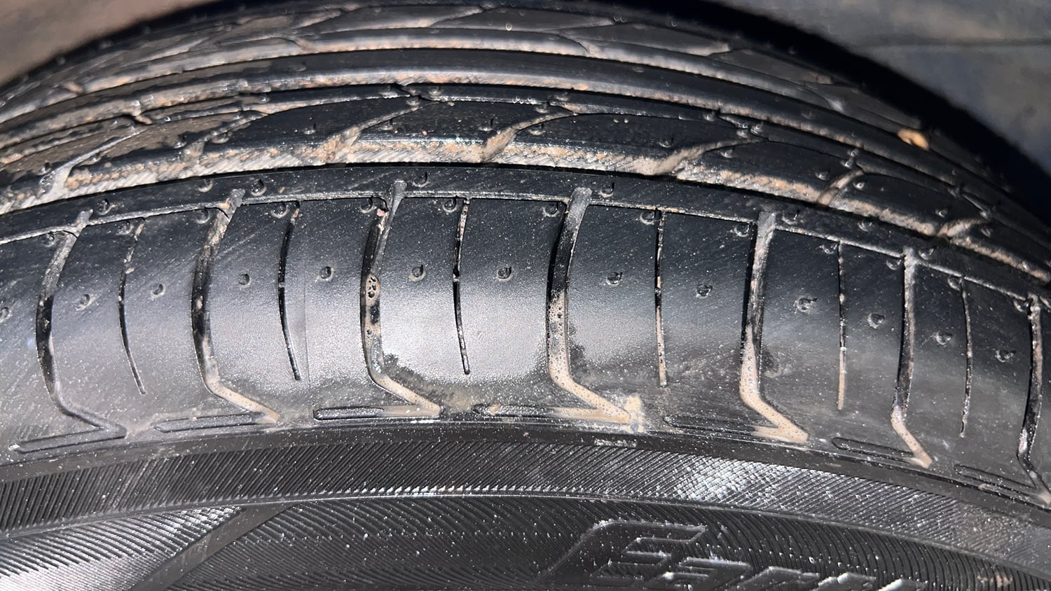 Used 2019 Hyundai Santro Asta Petrol Manual tyres RIGHT REAR TYRE TREAD VIEW