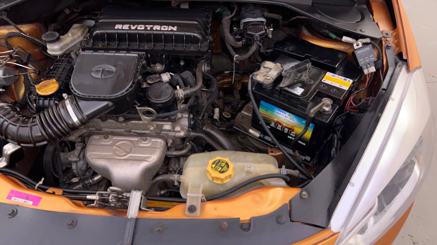 Used 2018 Tata Tiago Revotron XZ Petrol Manual engine ENGINE LEFT SIDE VIEW