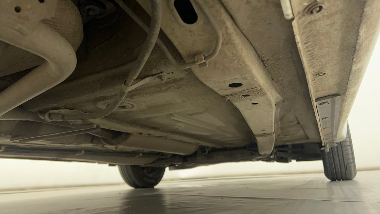 Used 2019 Maruti Suzuki Dzire VXi Petrol Manual extra REAR RIGHT UNDERBODY VIEW