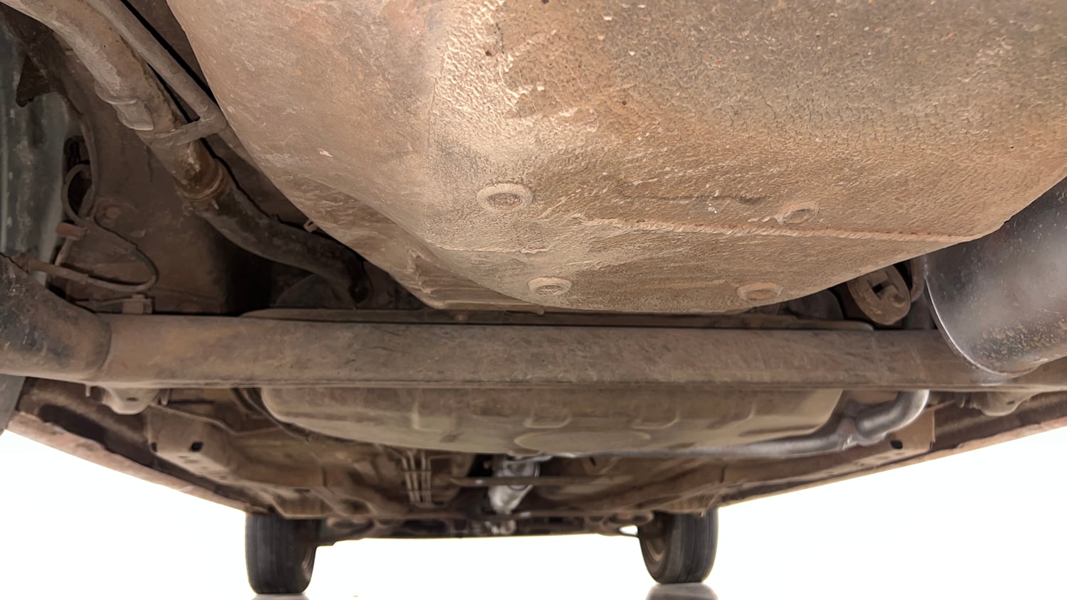 Used 2018 Tata Tiago Revotron XZ Petrol Manual extra REAR UNDERBODY VIEW (TAKEN FROM REAR)