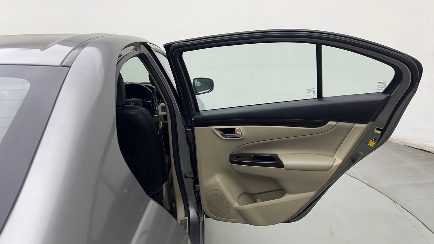 Used 2017 Maruti Suzuki Ciaz Alpha 1.4 MT Petrol Manual interior RIGHT REAR DOOR OPEN VIEW