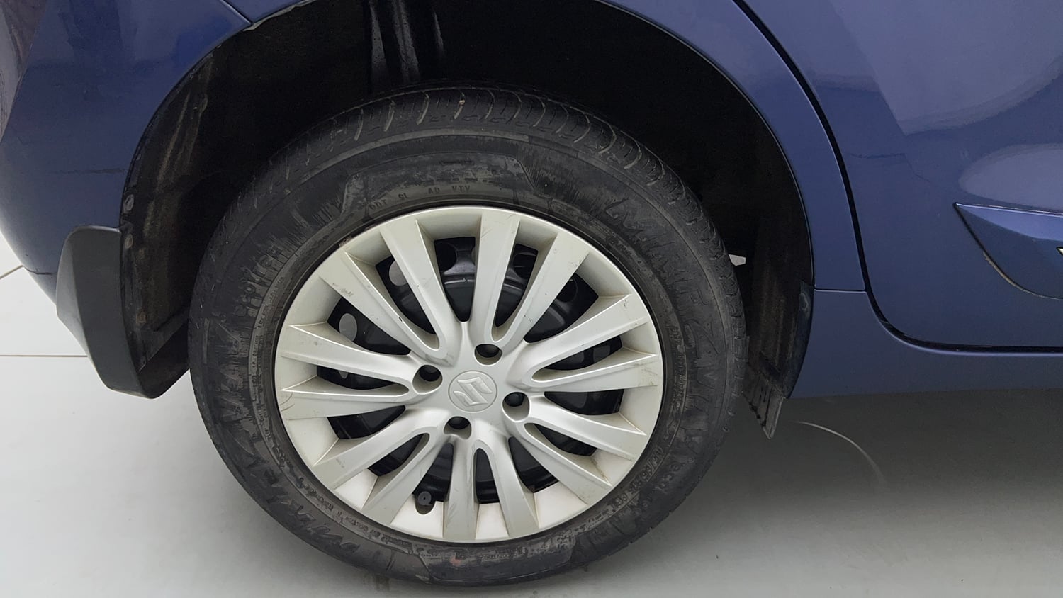Used 2020 Maruti Suzuki Baleno Delta Petrol Manual tyres RIGHT REAR TYRE RIM VIEW