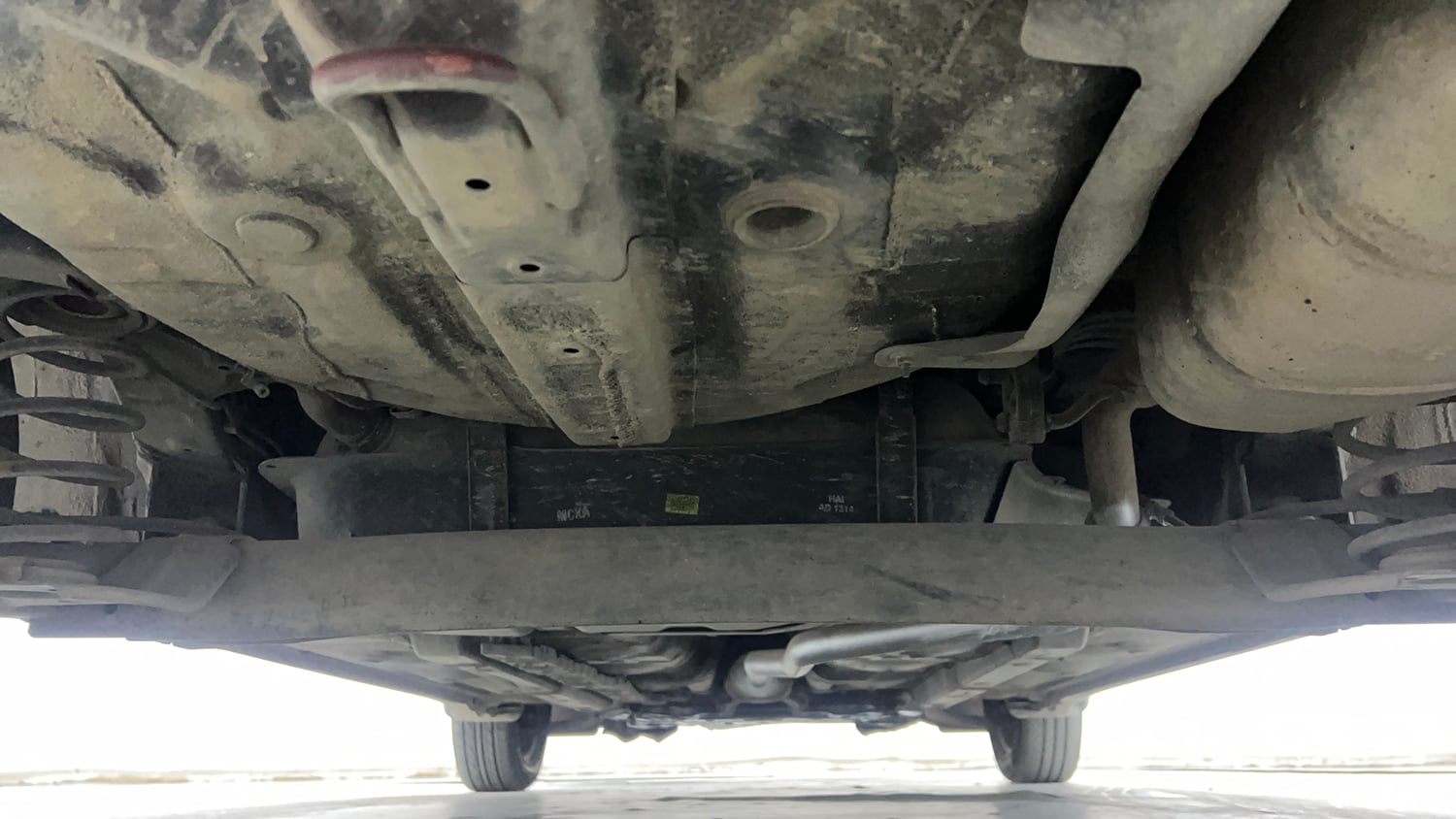 Used 2017 Hyundai Grand i10 Magna AT 1.2 Kappa VTVT Petrol Automatic extra REAR UNDERBODY VIEW (TAKEN FROM REAR)