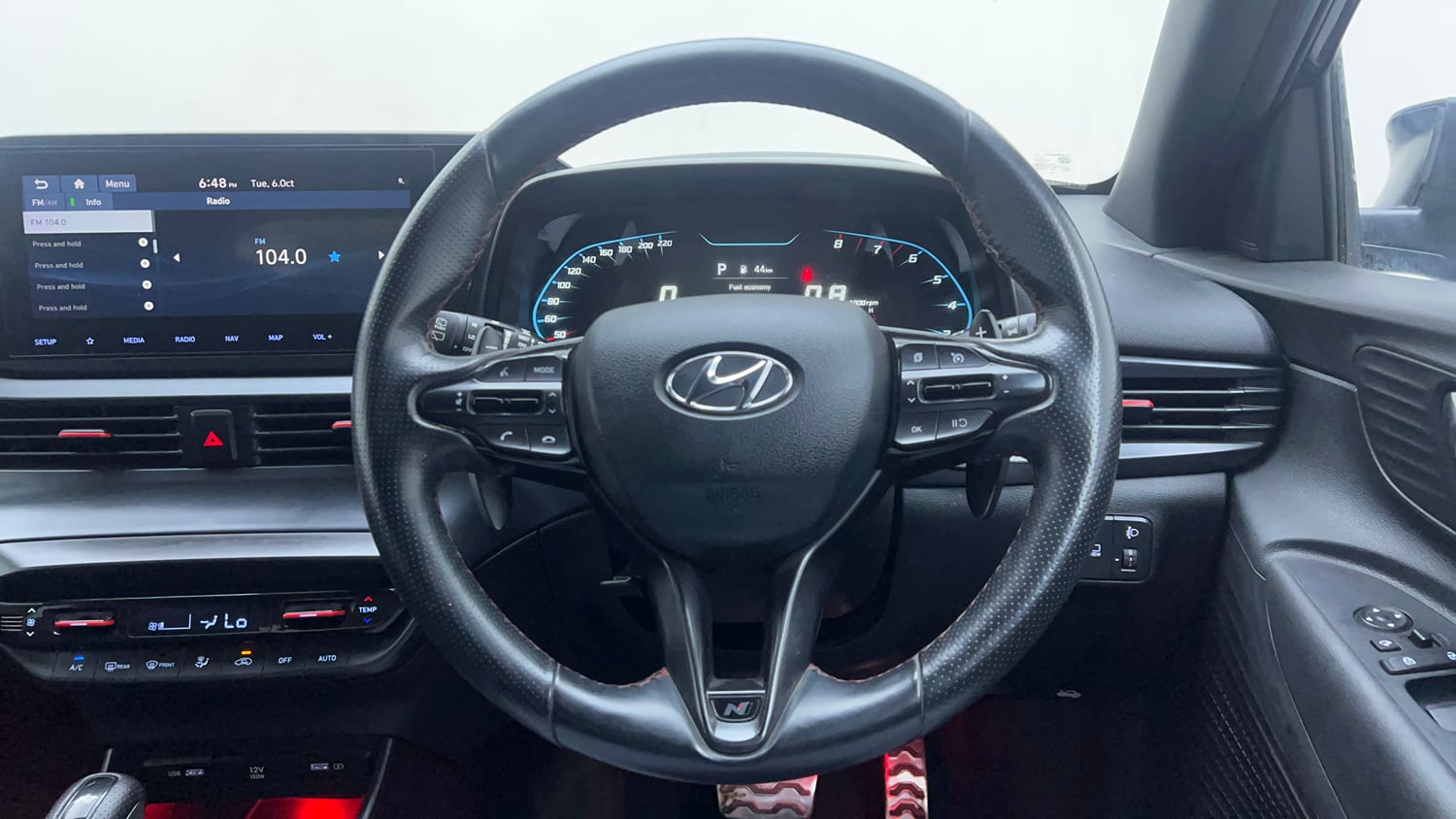 Used 2022 Hyundai i20 N Line N8 1.0 Turbo DCT Petrol Automatic interior STEERING VIEW