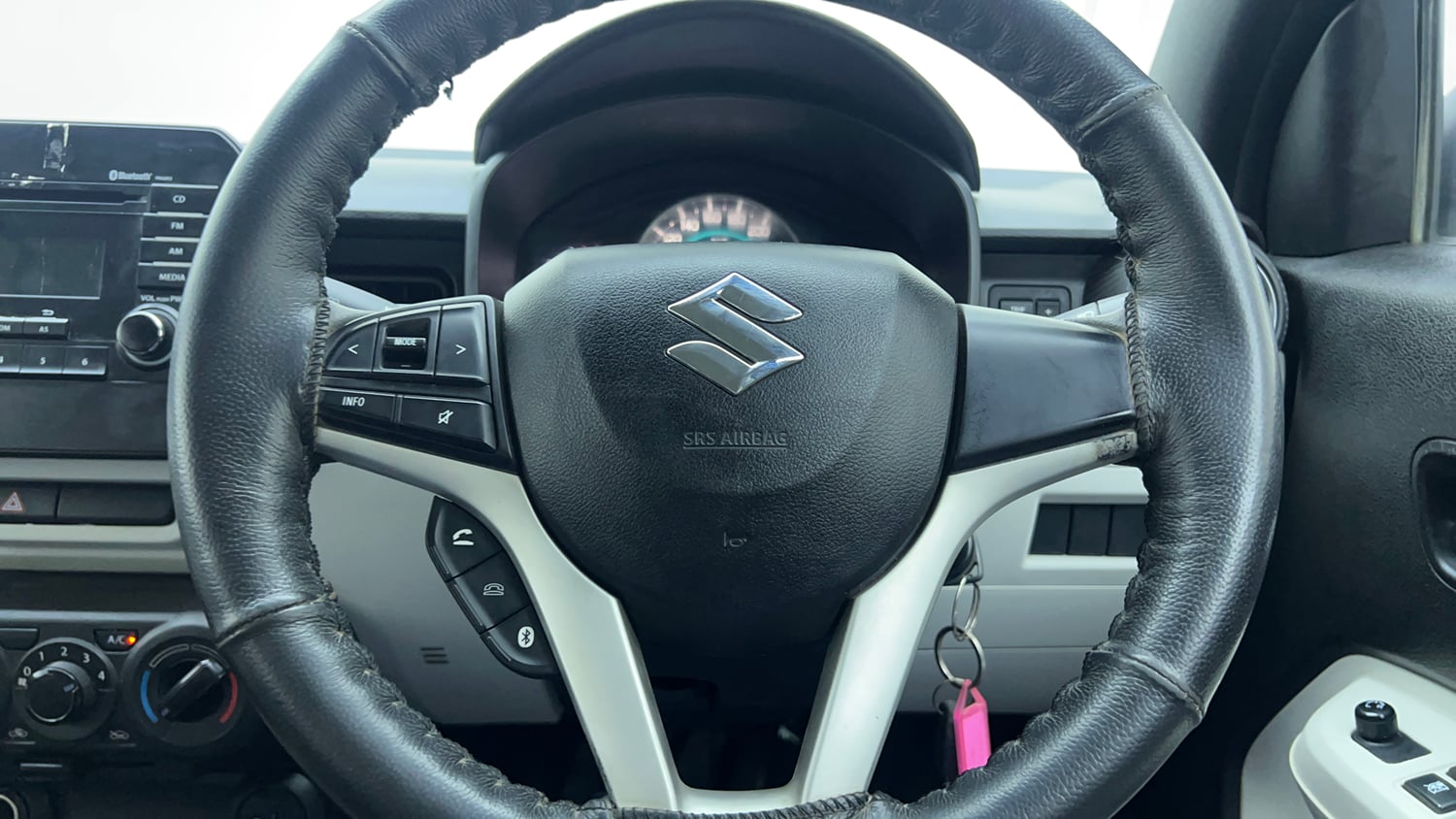 Used 2018 Maruti Suzuki Ignis Delta 1.2 AMT Petrol Automatic top_features Steering mounted controls