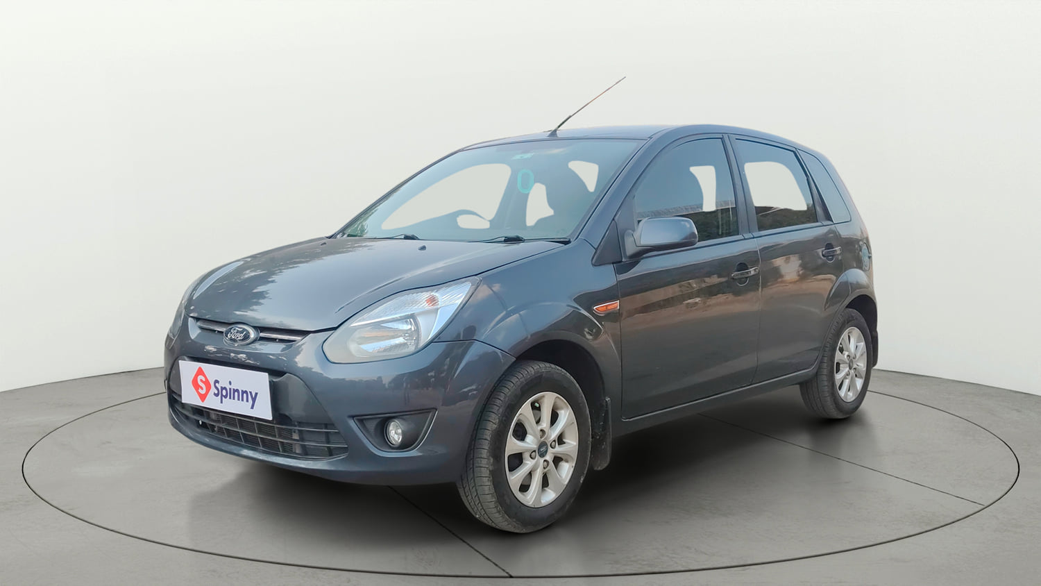 Used 2012 Ford Figo Duratorq Diesel Titanium 1.4 Diesel Manual exterior LEFT FRONT CORNER VIEW