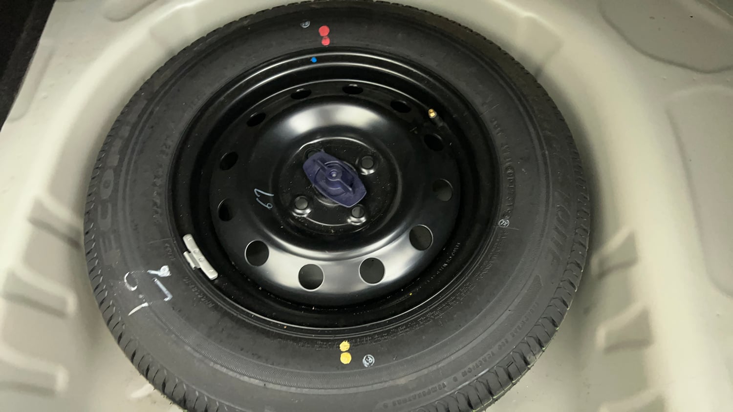 Used 2019 Maruti Suzuki Dzire VXi Petrol Manual tyres SPARE TYRE VIEW