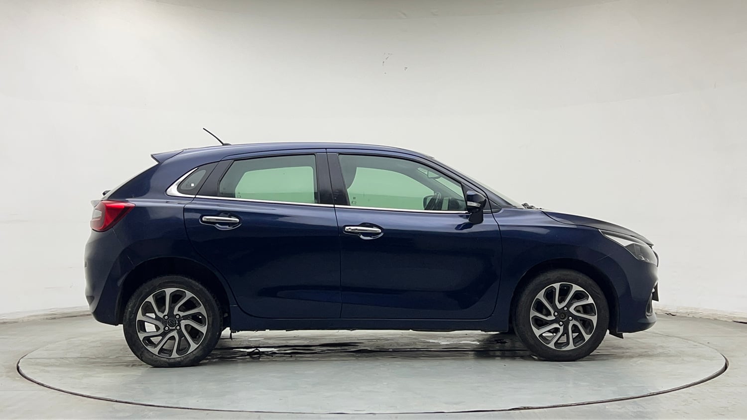 Used 2022 Maruti Suzuki Baleno Alpha MT Petrol Manual exterior RIGHT SIDE VIEW