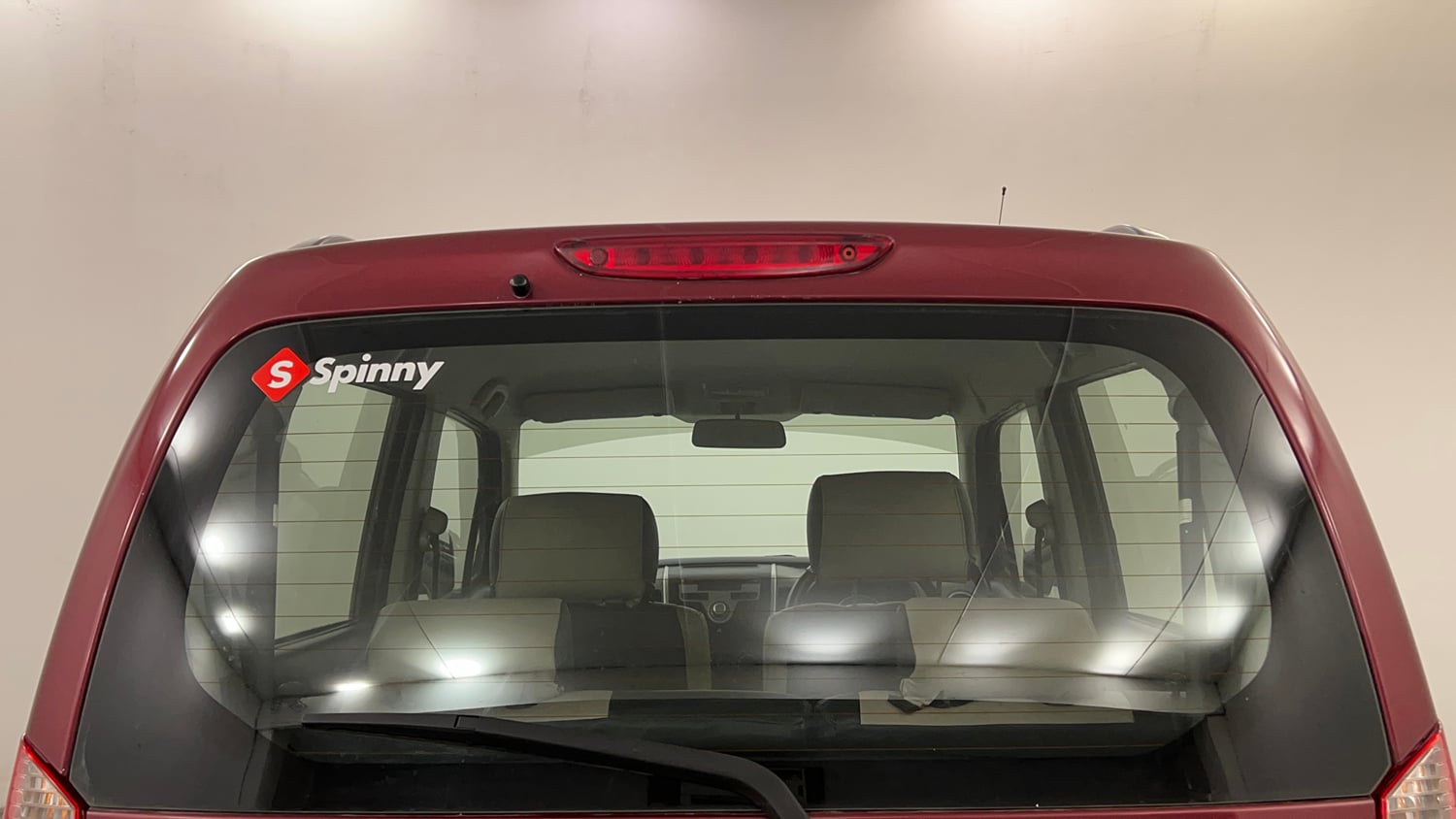 Used 2012 Maruti Suzuki Wagon R 1.0 VXi Petrol Manual exterior BACK WINDSHIELD VIEW
