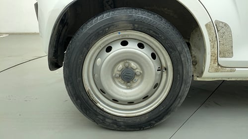 Used 2018 Maruti Suzuki Ignis Sigma MT Petrol+CNG ( Outside Fitted) Cng Manual tyres RIGHT REAR TYRE RIM VIEW