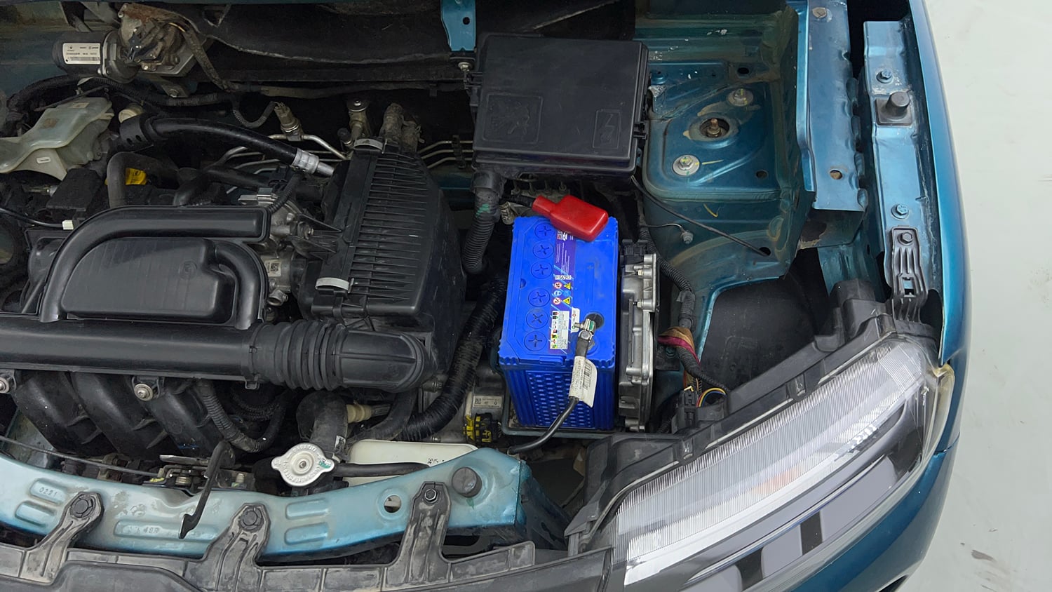 Used 2021 Renault Kwid RXT 1.0 AMT Opt Petrol Automatic engine ENGINE LEFT SIDE VIEW