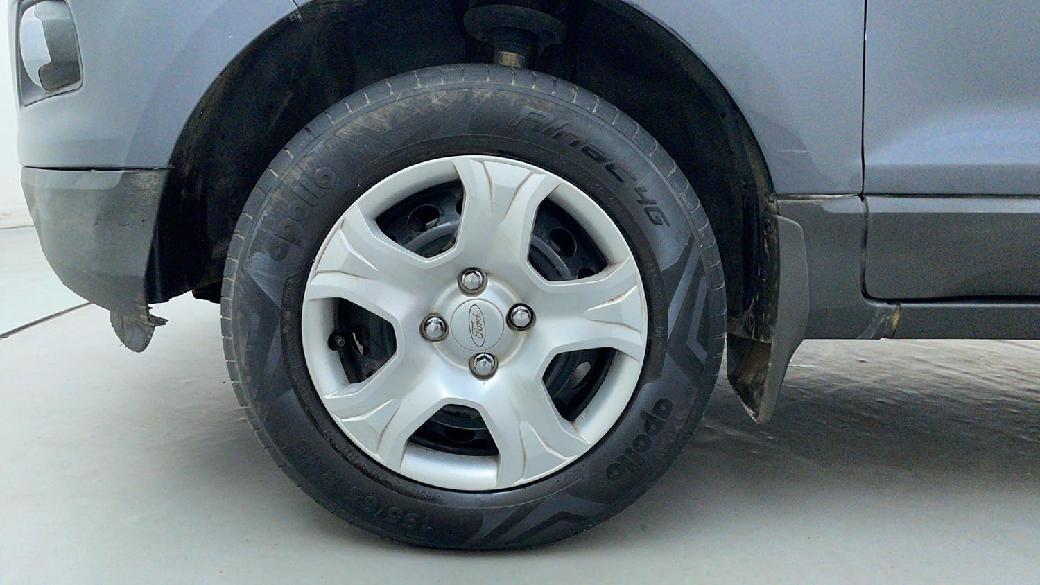 Used 2016 Ford EcoSport Trend 1.5L TDCi Diesel Manual tyres LEFT FRONT TYRE RIM VIEW