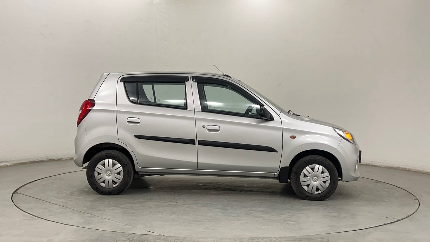 Used 2018 Maruti Suzuki Alto 800 VXi Petrol Manual exterior RIGHT SIDE VIEW