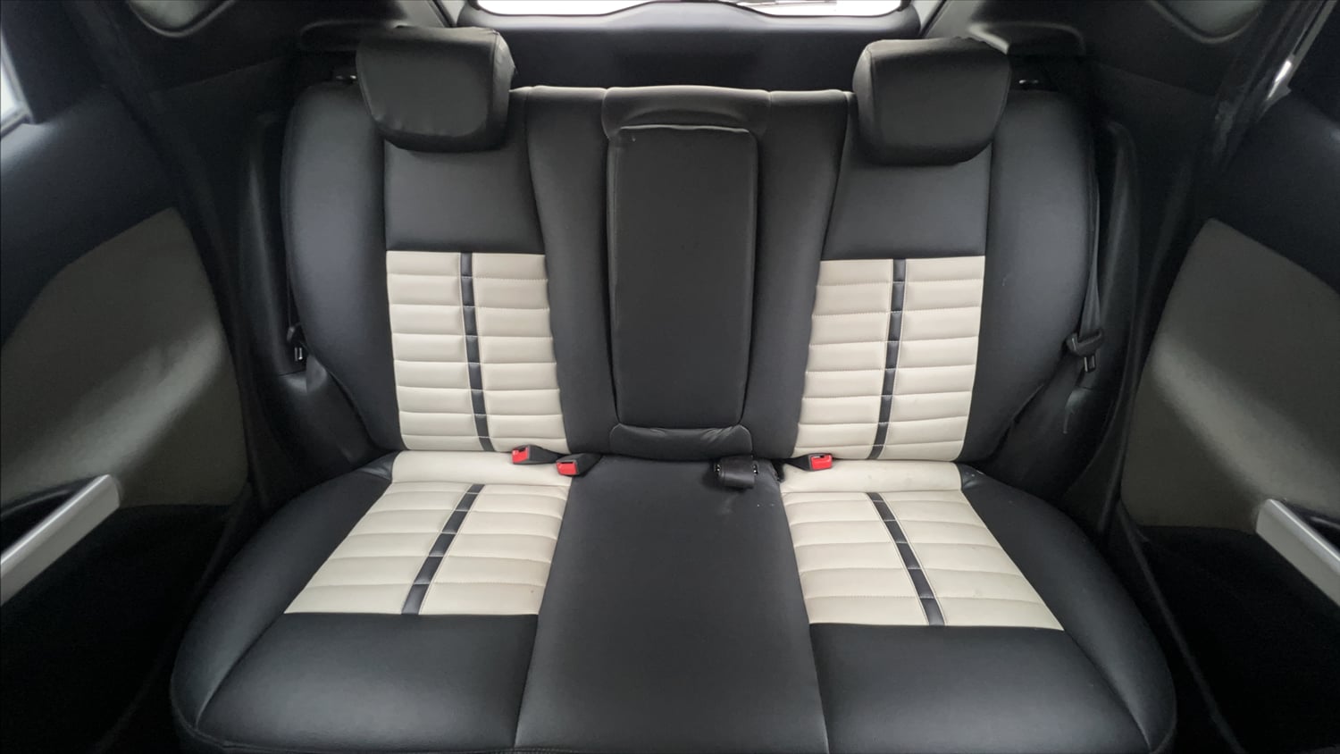 Used 2021 Nissan Magnite XE Petrol Manual interior REAR SEAT CONDITION VIEW
