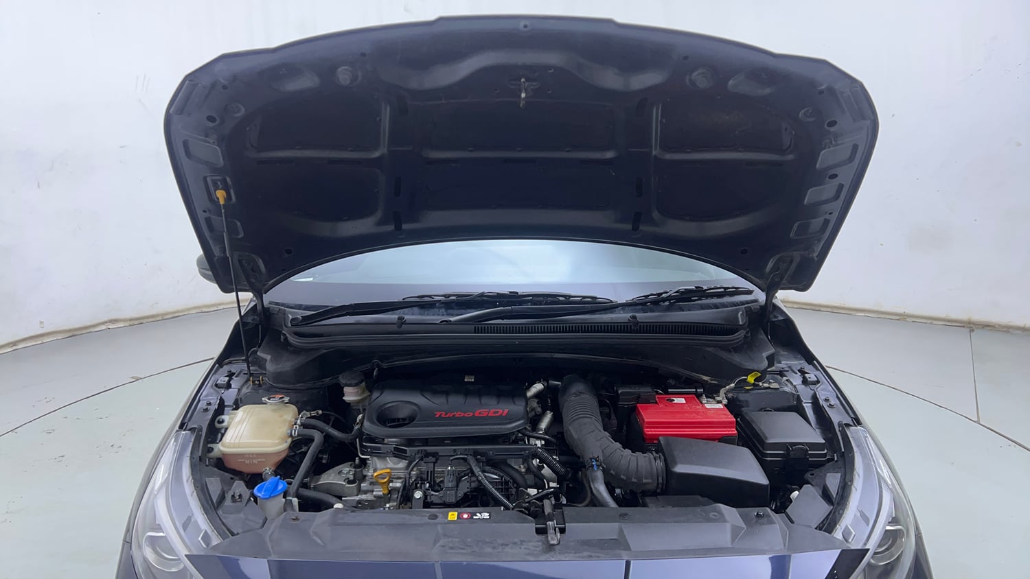 Used 2022 Hyundai i20 N Line N8 1.0 Turbo DCT Petrol Automatic engine ENGINE & BONNET OPEN FRONT VIEW