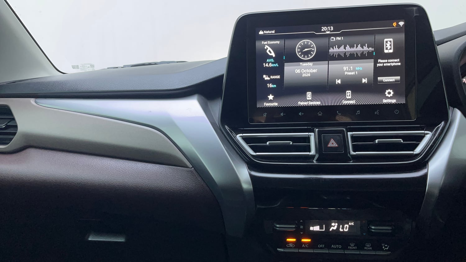 Used 2024 Maruti Suzuki Fronx Alpha 1.0L Turbo 6 AT Petrol Automatic interior MUSIC SYSTEM & AC CONTROL VIEW