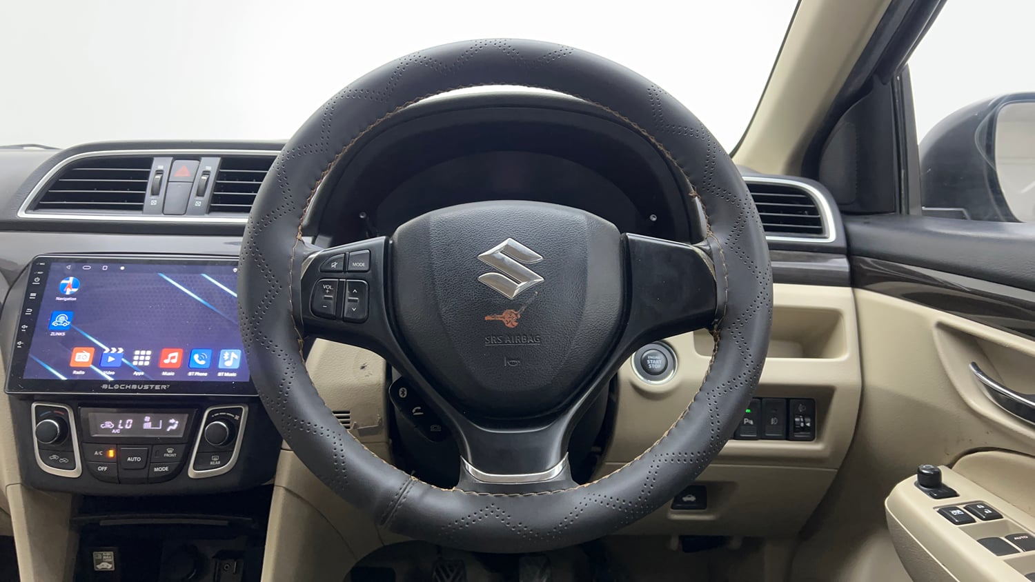Used 2016 Maruti Suzuki Ciaz ZXi Petrol Manual interior STEERING VIEW