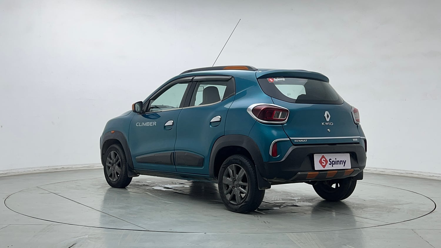 Used 2021 Renault Kwid CLIMBER 1.0 AMT Opt Petrol Automatic exterior LEFT REAR CORNER VIEW