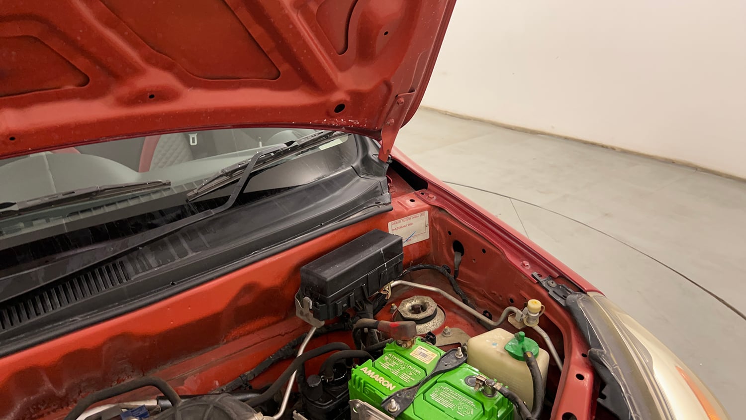 Used 2016 Maruti Suzuki Alto 800 VXi Petrol Manual engine ENGINE LEFT SIDE HINGE & APRON VIEW