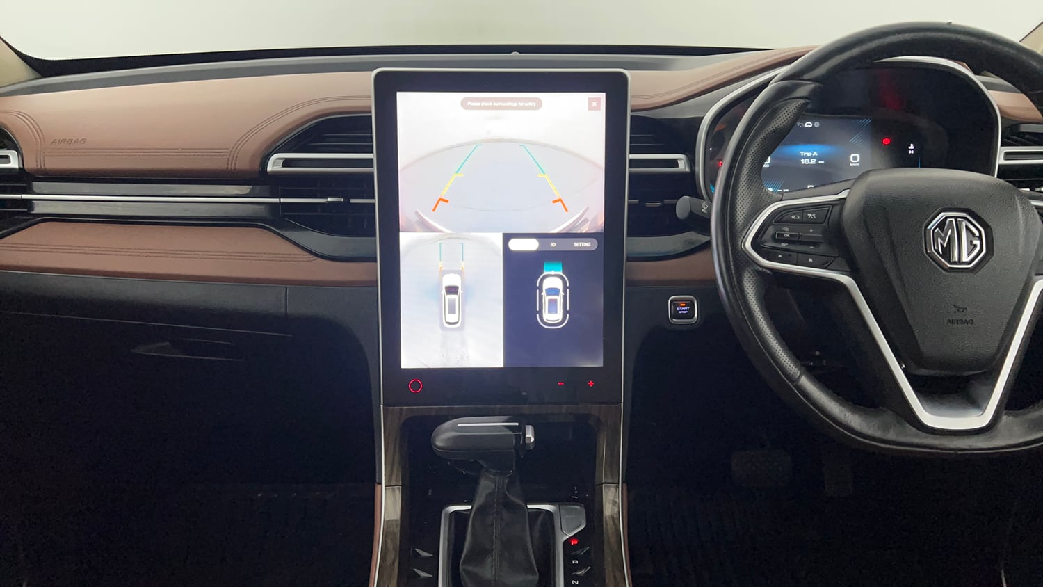 Used 2023 MG Motors Hector Plus Savvy Pro 1.5 Turbo Petrol CVT 7 STR Petrol Automatic interior MUSIC SYSTEM & AC CONTROL VIEW