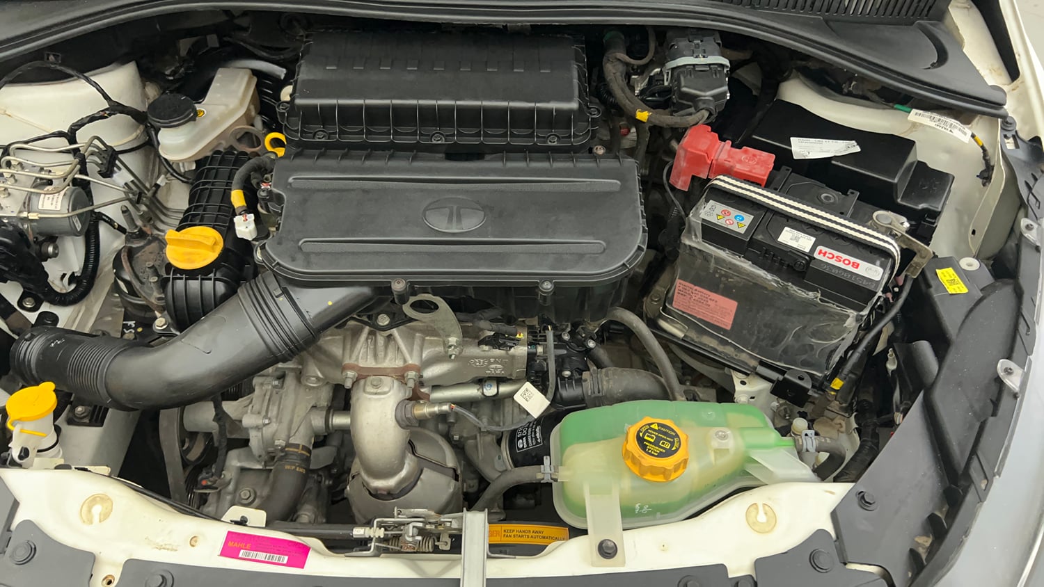 Used 2024 Tata Tiago XT CNG Cng Manual engine ENGINE LEFT SIDE VIEW