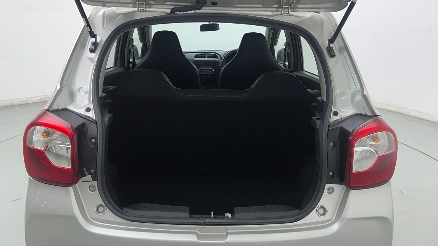 Used 2023 Maruti Suzuki Alto K10 VXi Petrol Manual interior DICKY INSIDE VIEW